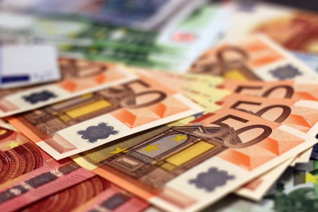 Didėja reikalavimas užsieniečio deklaruotinoms pragyvenimo lėšoms Didėja reikalavimas užsieniečio deklaruotinoms pragyvenimo lėšoms